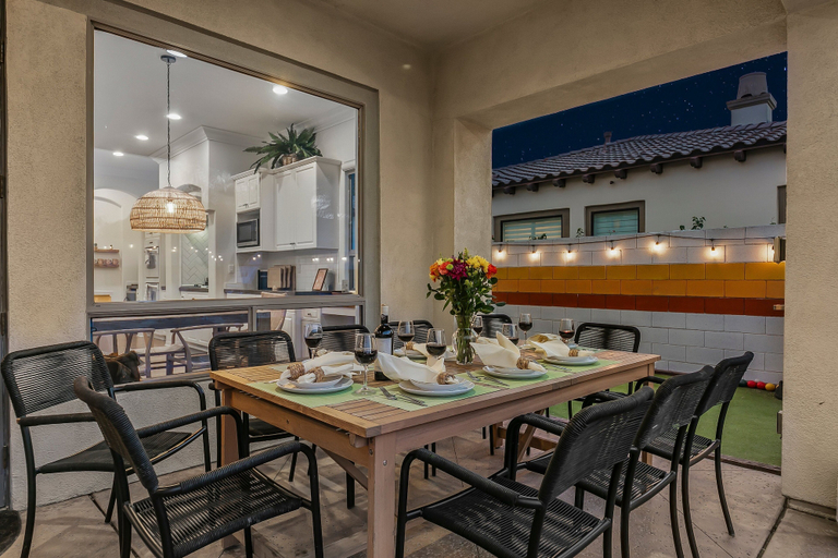 Food & Drinks 5, Wilder Out West: Luxury Pickleball, Mini Golf, & Game Room!, Riverside