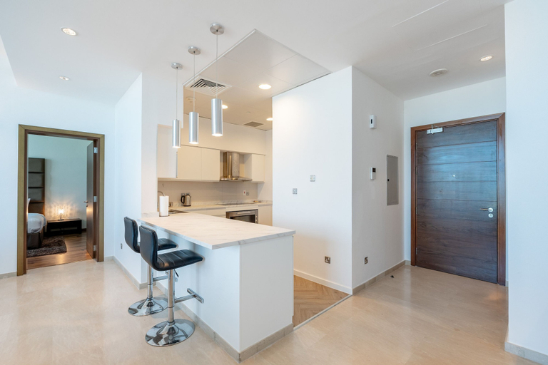 Room 5, Spacious 3BR w Beach Access at the Palm, Dubai