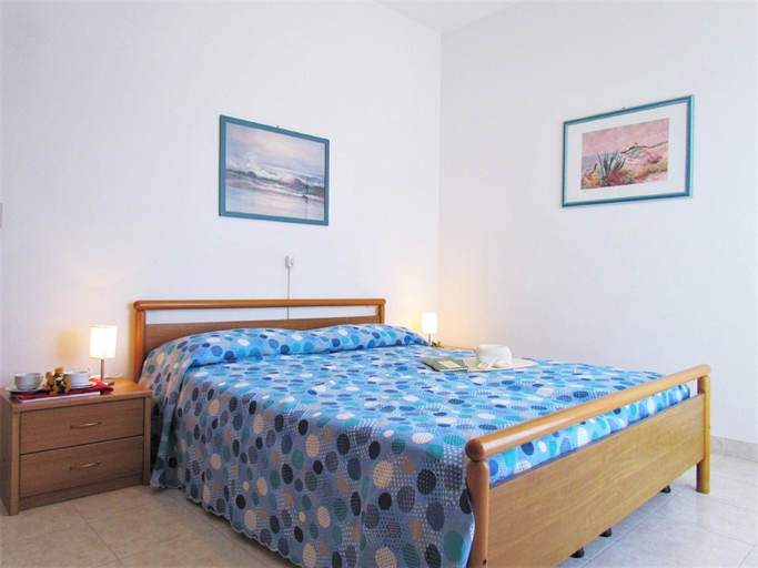 Room 2, Holiday Home in Bibione With Private Terrace, Venezia