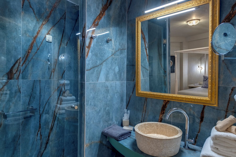 Bathroom 5, The Nestorian Syros, South Aegean