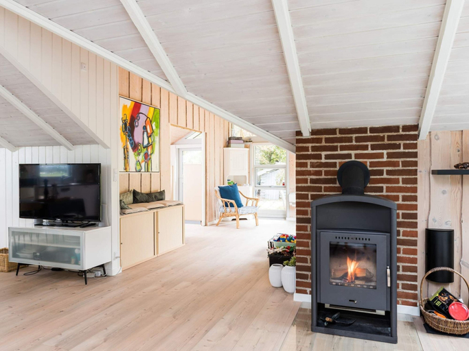 Others 5, 6 person holiday home on a holiday park in Blåvand, Varde