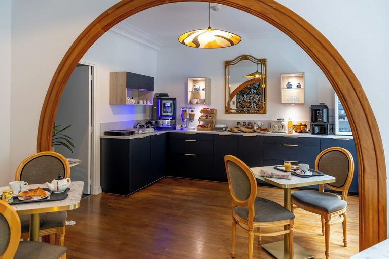 Food & Drinks, Rex Hotel, Morbihan
