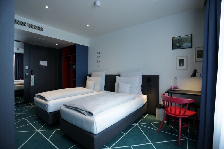 Bedroom 2, sander Hotel, Koblenz