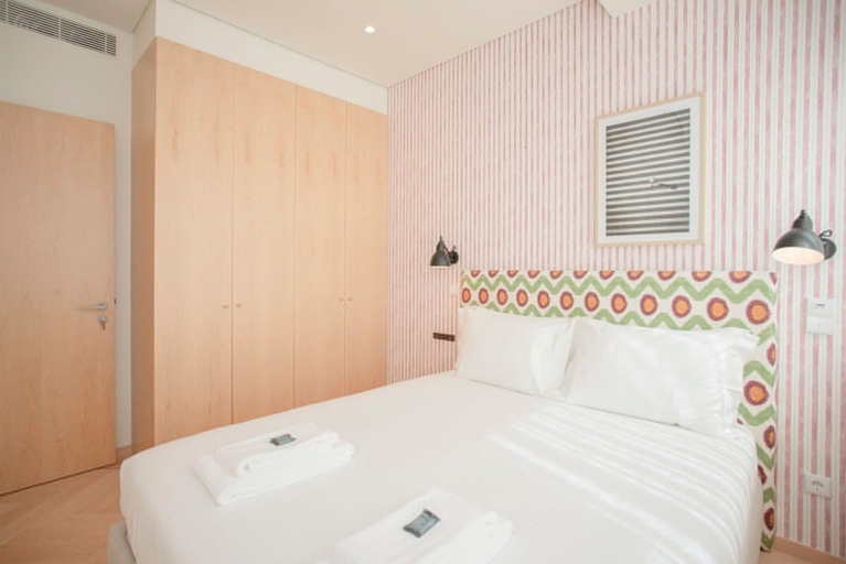 Room 4, Allegro Boutique Apartment 1A by Liiiving, Porto