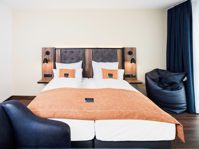 Bedroom 5, Holiday Inn - the niu, SADDLE FÜRTH, Fürth