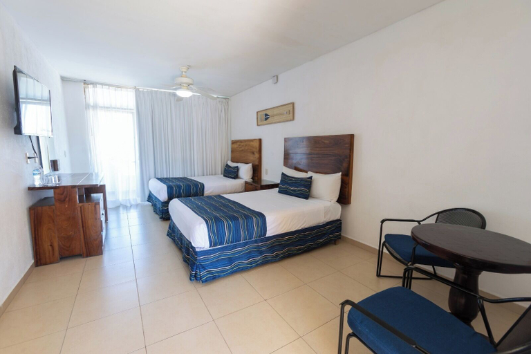 Bedroom 3, Costa Alegre Hotel & Suites, Compostela