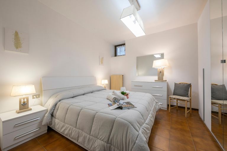 Room 4, Alma - Near Lake in Sal, Brescia