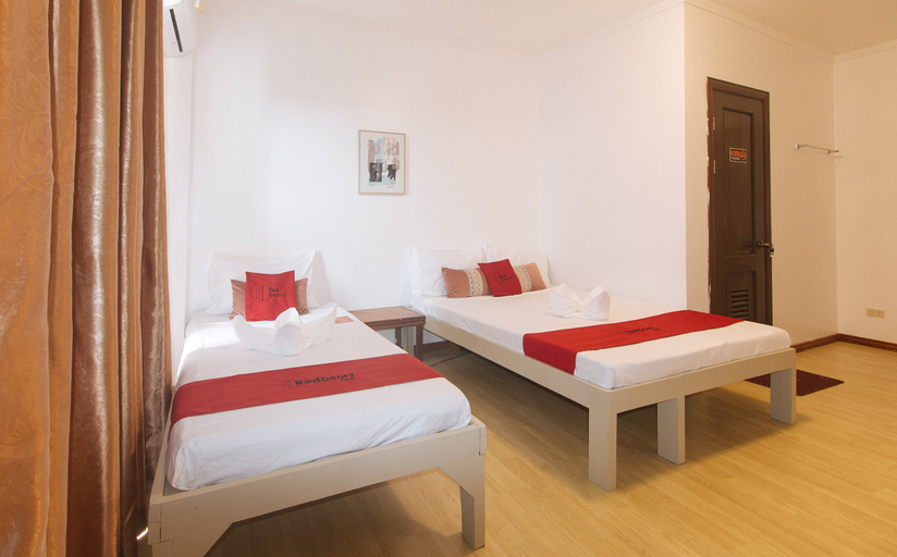 Bedroom 3, RedDoorz @ Garvs Boutique Hotel Boracay, Malay