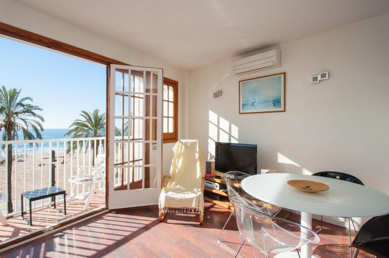 Others 4, Sunny Apartments, Barcelona