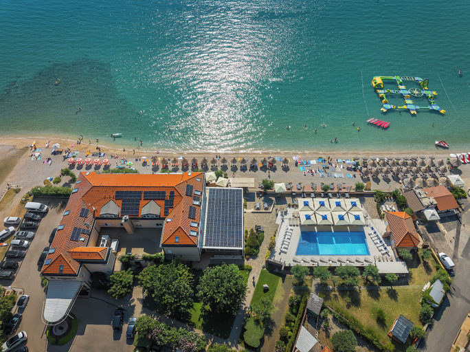 Exterior & Views 1, Hotel Dobrovit, Baška