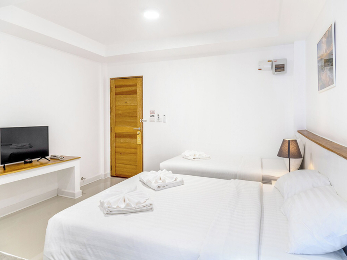 Bedroom 4, Grand Sattahip Hotel, Sattahip
