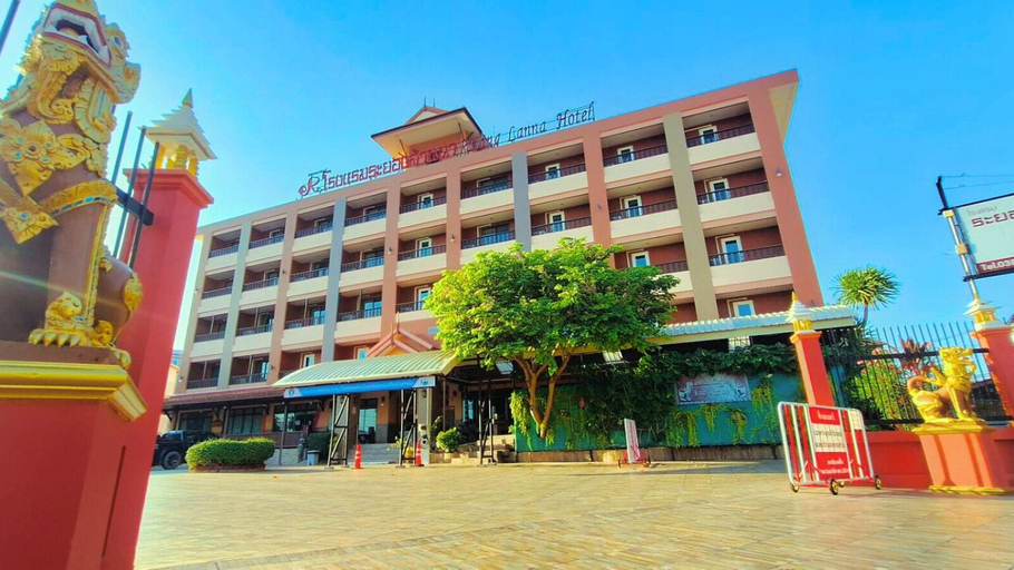 Exterior & Views 2, Rayong Lanna Hotel, Muang Rayong