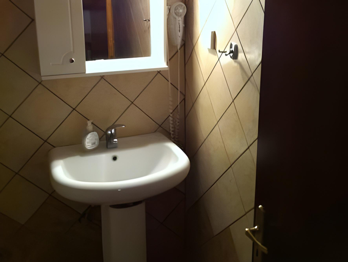 Bathroom 3, Agrafa, Thessaly