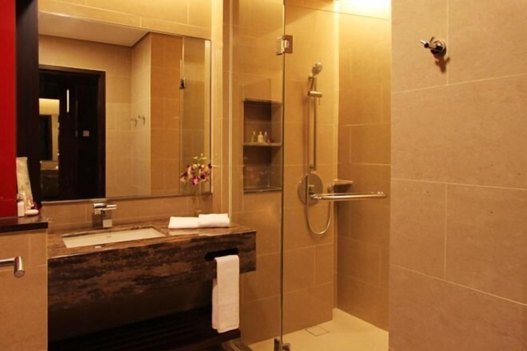 Bathroom 22