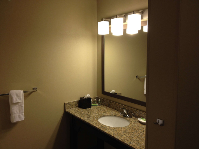 Bathroom 3, GrandStay Hotel & Suites, Pope