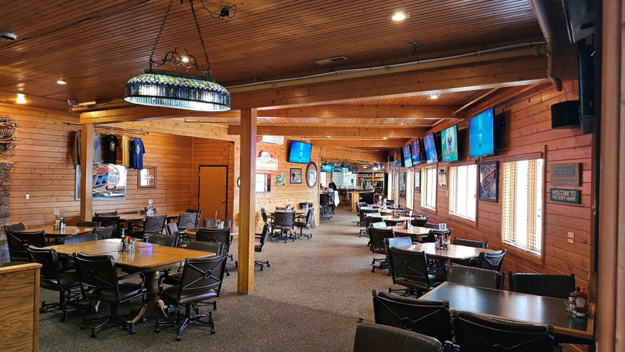 Food & Drinks 5, Norfolk Lodge & Suites, an Ascend Collection Hotel, Madison