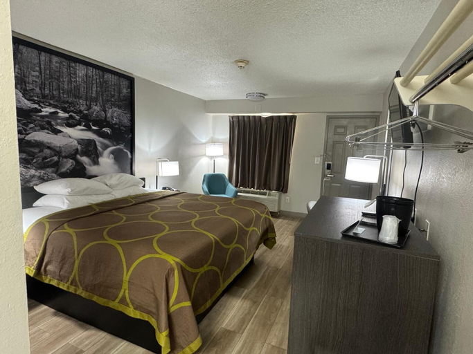 Bedroom 3, Super 8 By Wyndham Charleston WV, Kanawha