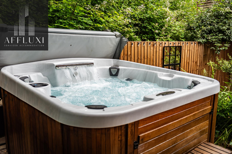 Bathroom 3, Ironbridge Hot Tub Retreat - Sleeps 10, Telford and Wrekin