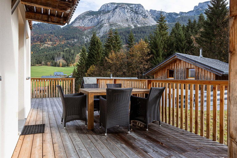 Balcony 2, Chalet in Dachstein West With Shared Pool, Hallein