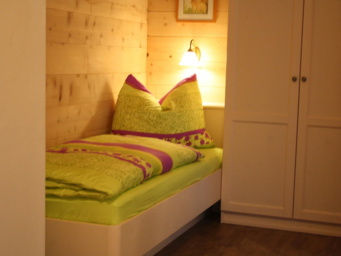 Bedroom 3, Apartment Leogang Near Ski Slopes, Zell am See