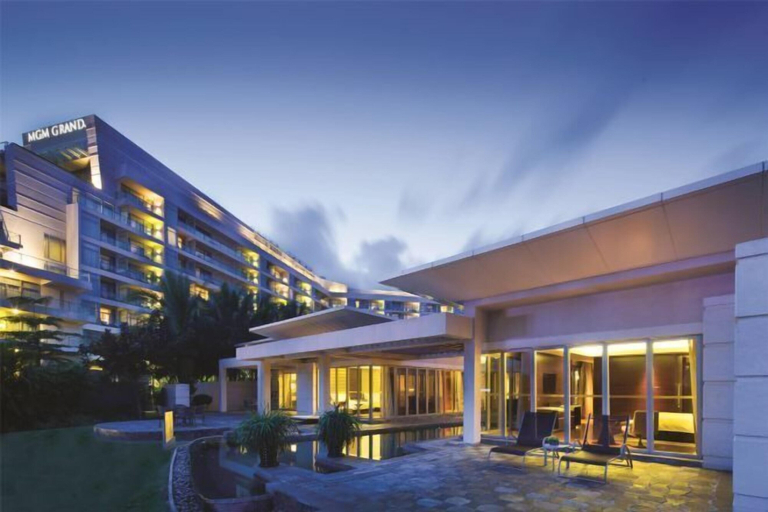 Exterior 16