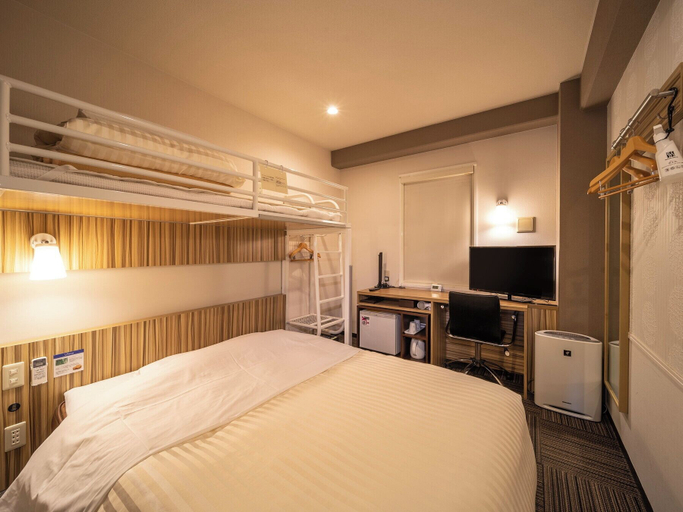 Bedroom 3, Super Hotel Kochi, Kōchi