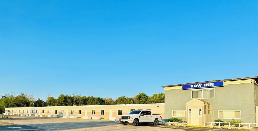 Exterior & Views 1, VOW MOTEL LISTOWEL ON, Perth