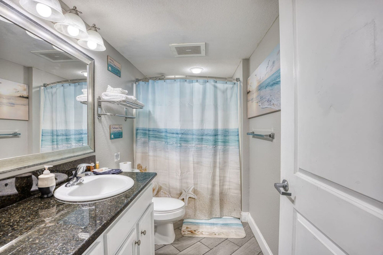 Room 4, Oceanview Retreat at the Beach, Horry