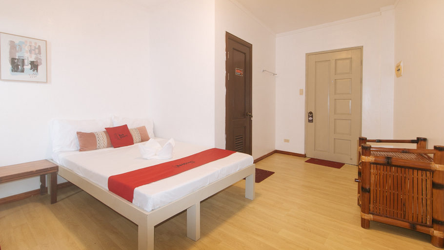 Bedroom 4, RedDoorz @ Garvs Boutique Hotel Boracay, Malay