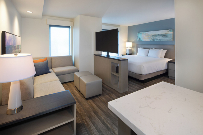 Bedroom 3, Hyatt Place Ocean City / Oceanfront, Worcester
