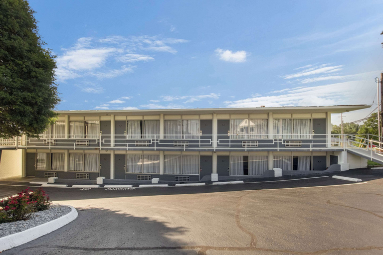 Exterior & Views 2, Econo Lodge Fort Knox, Hardin