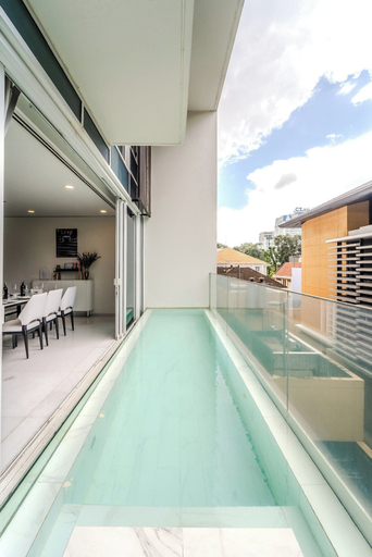 Swimming Pool 24