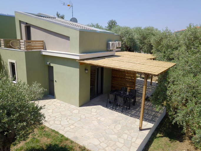 Others 4, The Thassian Yard Houses, East Macedonia and Thrace