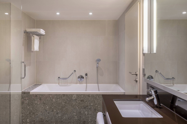 Bathroom 4, Courtyard by Marriott Linz, Linz