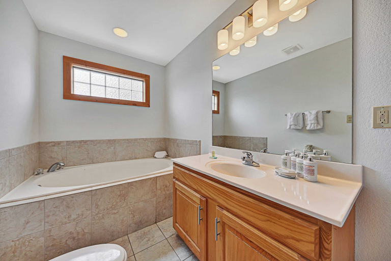 Bedroom 3, Wilderness Rush by Avantstay Hot Tub + Views, Sevier