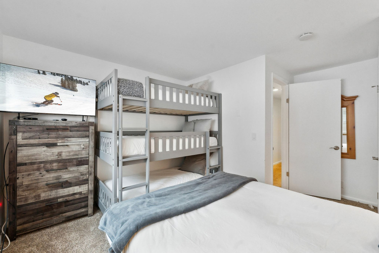 Bedroom 2, Park City Paradise Ski-in/ski-out Resort!, Summit