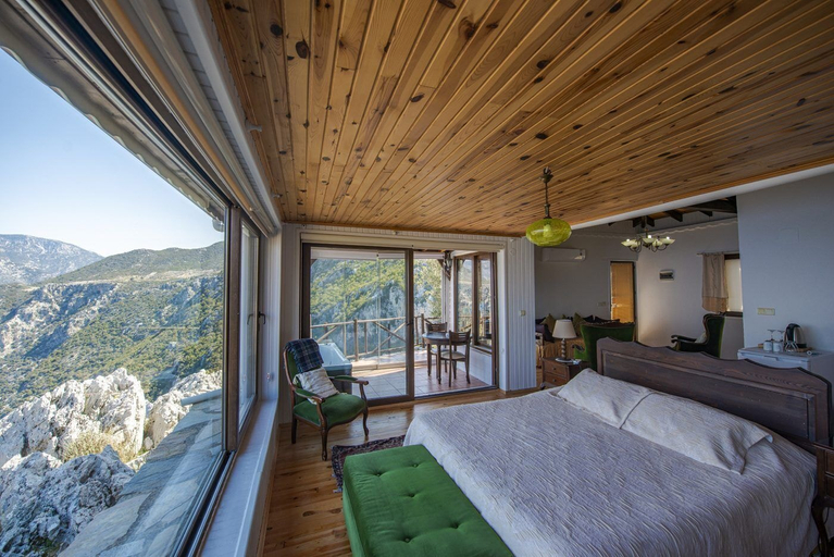 Bedroom 4, Yediburunlar Lighthouse Boutique Hotel & Restaurant, Fethiye