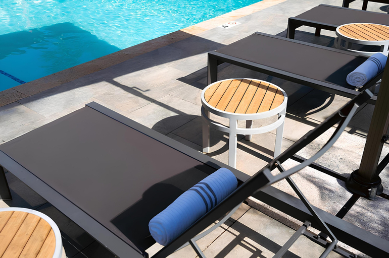 Sport & Beauty 2, The Sunshine Hotel and Suites