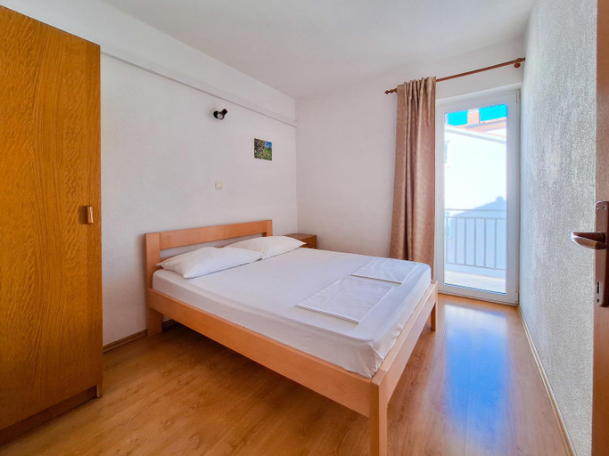 Others 4, Apartments Maria, Dugi Rat