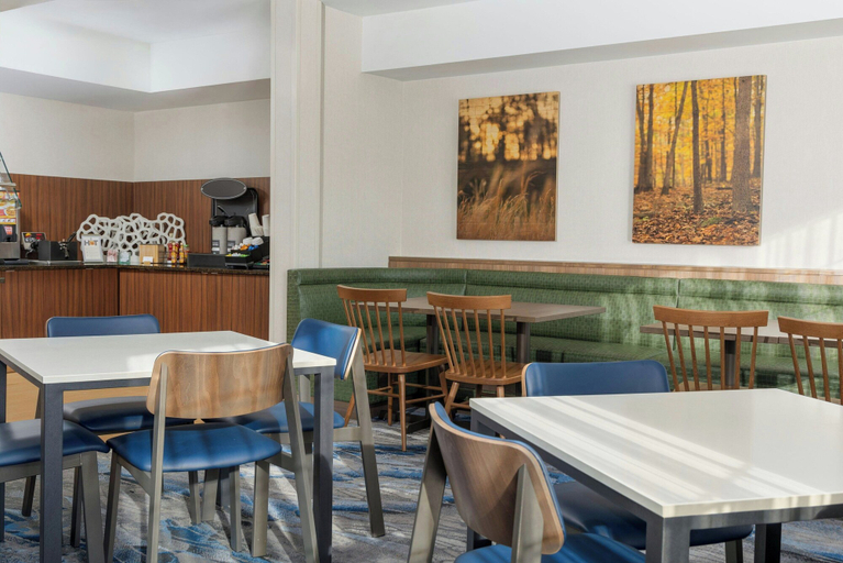 Food & Drinks 5, Fairfield Inn & Suites by Marriott Cincinnati Eastgate, Clermont