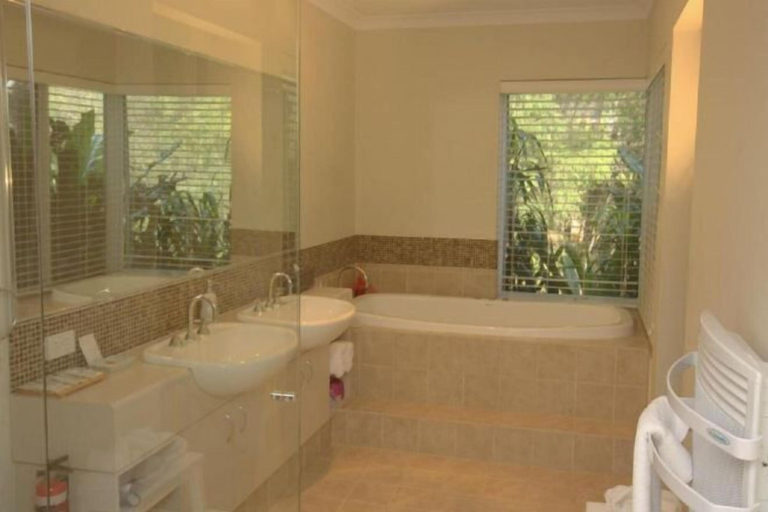 Bathroom 3