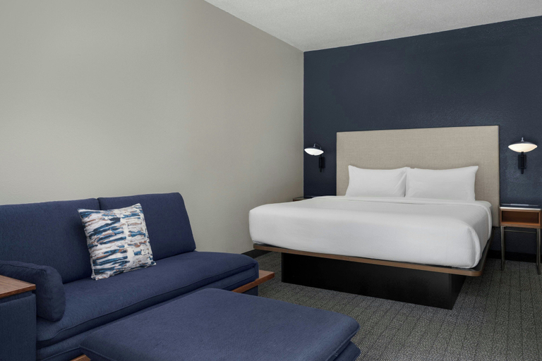 Bedroom 2, Courtyard by Marriott Birmingham Hoover, Jefferson