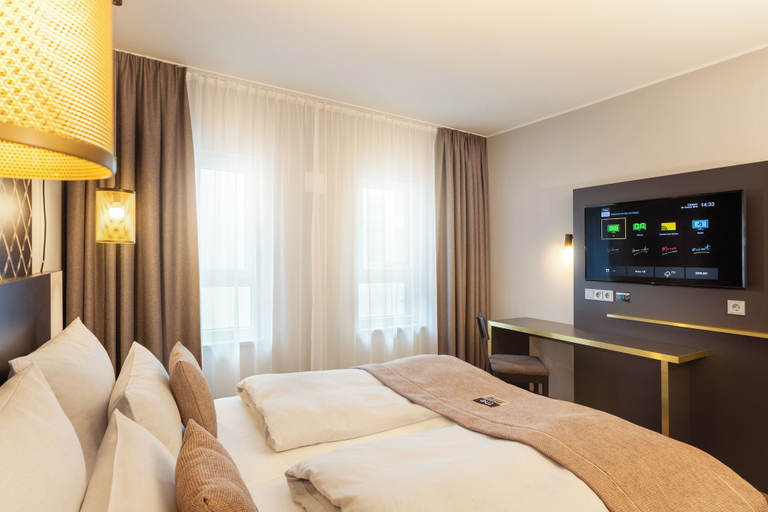Bedroom 4, Holiday Inn - the niu, Mesh Stuttgart Messe, Stuttgart