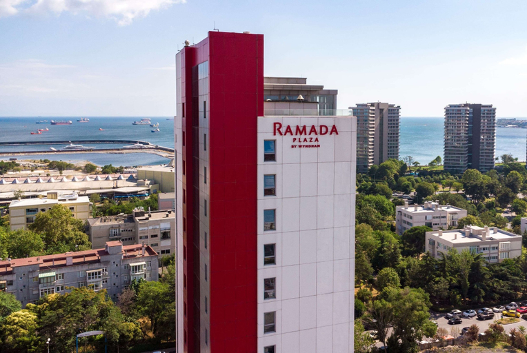 Ramada Plaza by Wyndham Istanbul Atakoy, Bakırköy