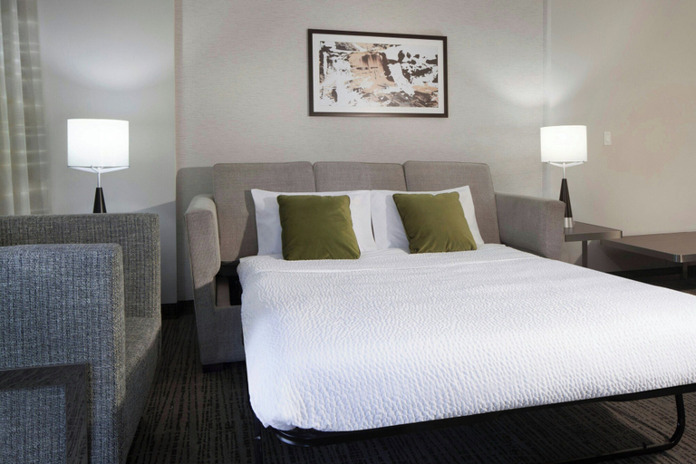 Bedroom 3, Courtyard by Marriott El Paso Downtown/Convention Center, El Paso