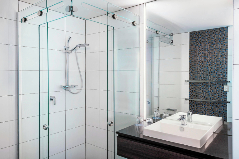 Bathroom 4, Four Points by Sheraton Auckland, Waitakere