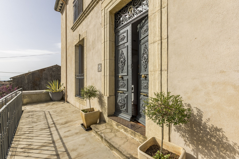 Exterior & Views 2, Maison Dix, Hérault