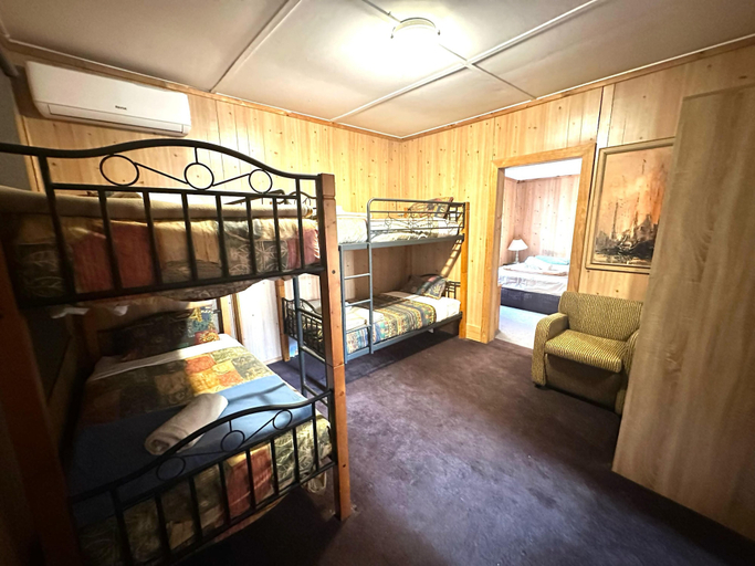 Bedroom 14