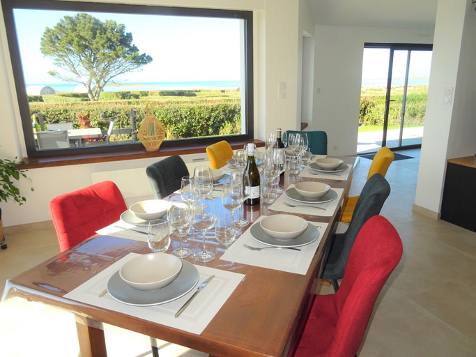 Dining 2, Magnificent Villa by the sea, Côtes-d'Armor