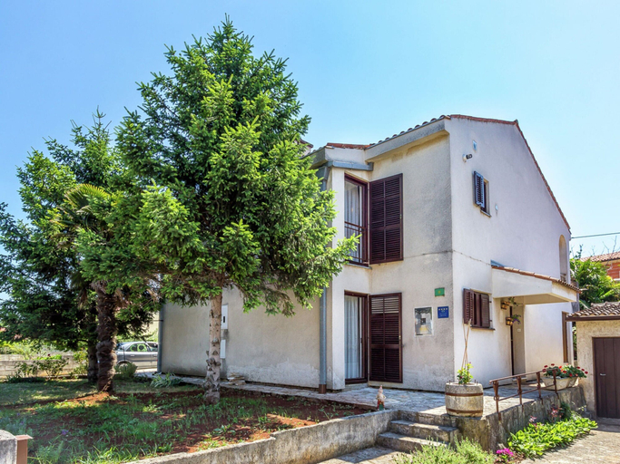 Exterior & Views, Holiday Home in Pula Near Crystal Clear Sea, Pula